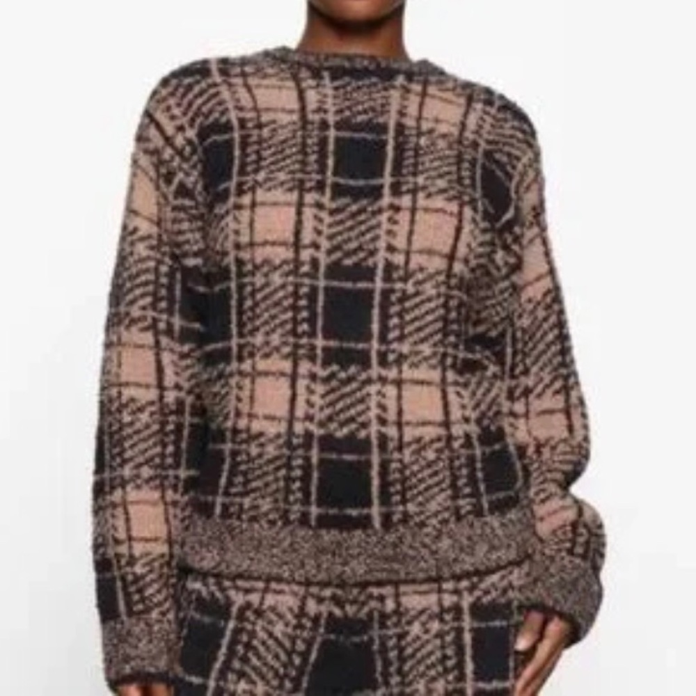 SKIMS Plaid Black and Tan Cozy Sweater Size XL NWT